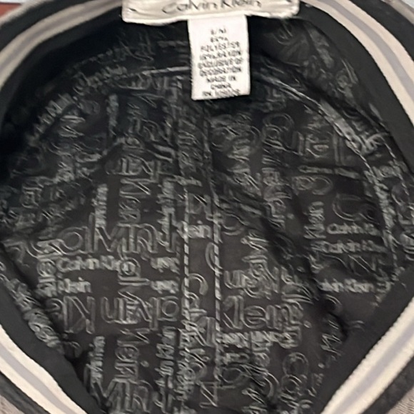 Saucy Calvin Klein Grey Newsboy Cap Size S/M - Picture 7 of 10